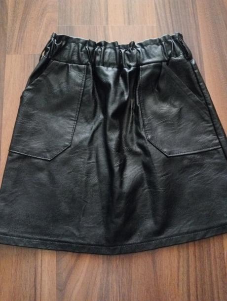 Sukňa kožená, 140
