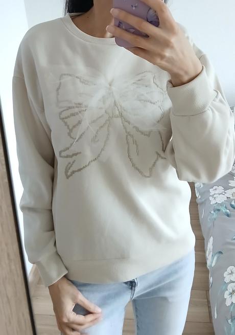 Bezova mikina s vysivkou, m