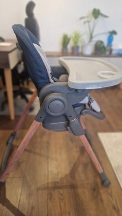 Rastúca jedálenská stolička maxi cosi, 