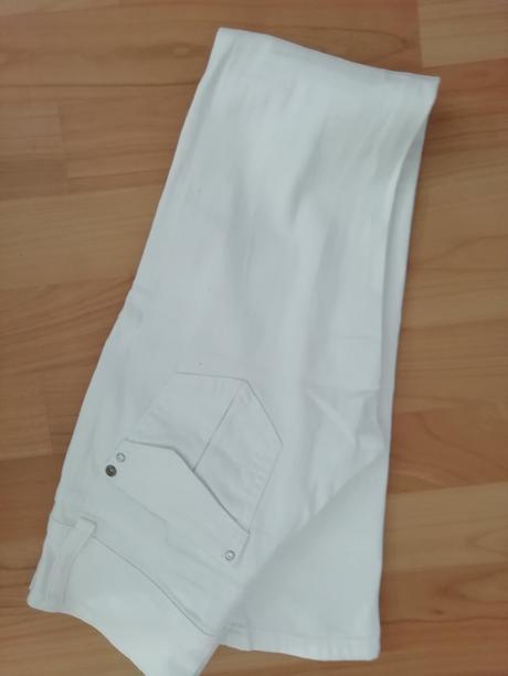 Riflove nohavice, 36