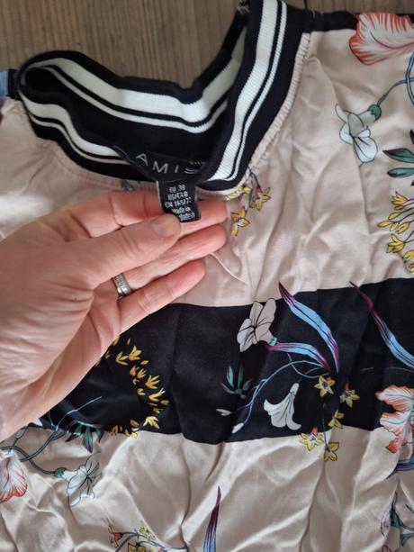 Kvetinové saty, amisu,38