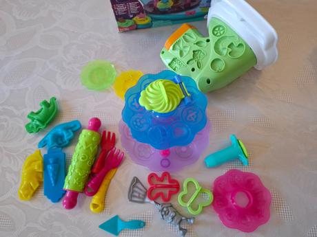 Play dough, 