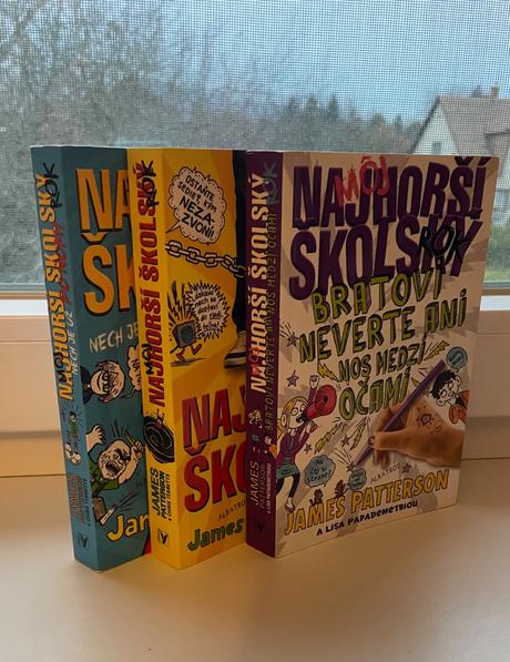 Knihy james patterson- najhorsi skolsky rok set,