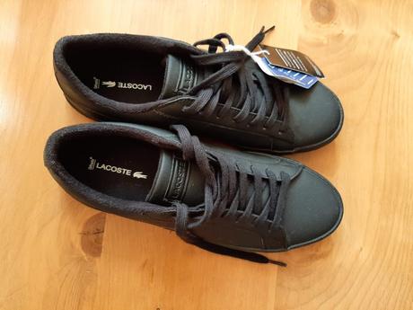 Žabky velk. 41 a čierne tenisky velk. 42., 41