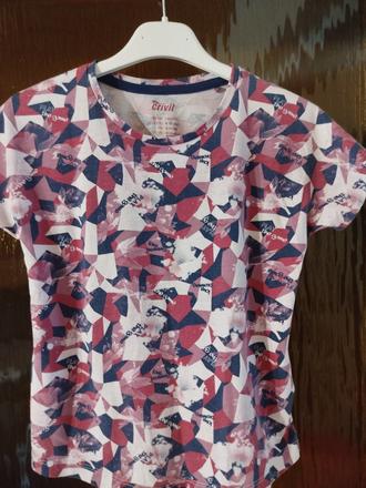 Tričko, crivit,134