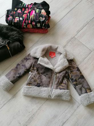 Talianska zn. prechodna bunda vel 104, piazza italia,104