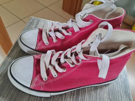 Tenisky, 35