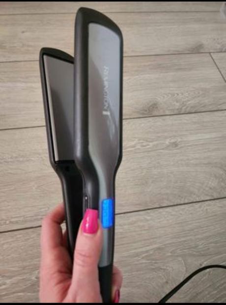 Široká žehlička na vlasy remington, 