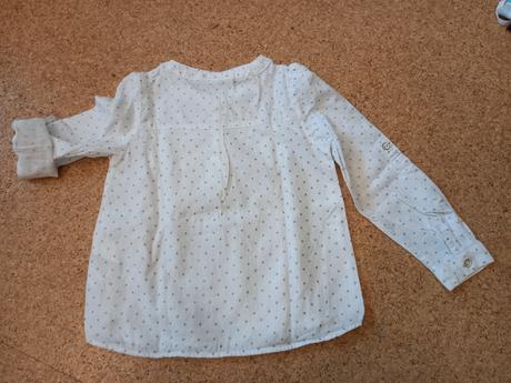 Elegantná blúzka so zlatými bodkami, 110