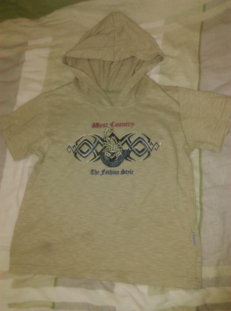 Tričko s kapucňou, 116