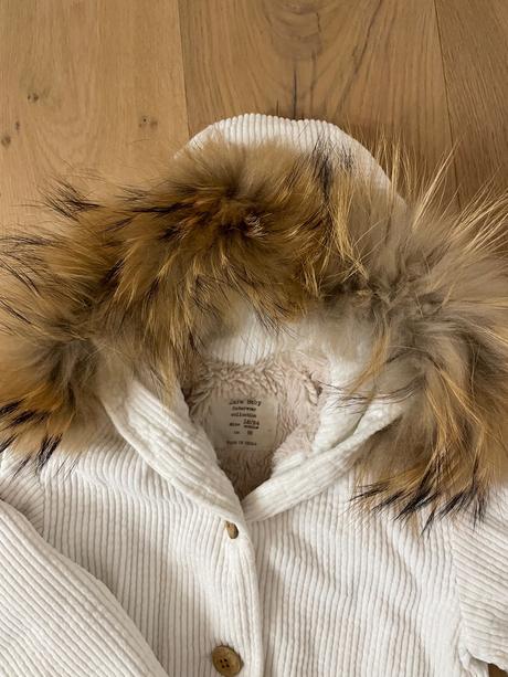 Menčestrova bundicka, zara,92