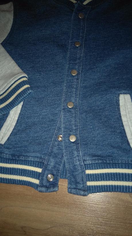 Mikinka na cvoky, zara,92