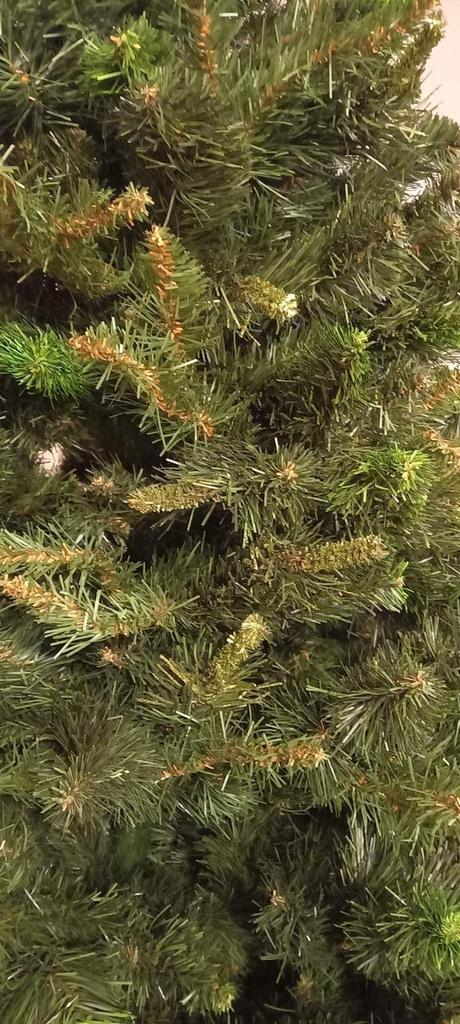 Vianočný stromček 3d ihlice 2,20 m, 