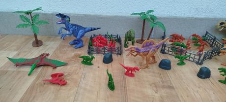 Sada dinosaurov a prislusenstva, 