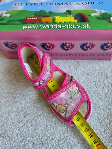 Papuče, wanda,23