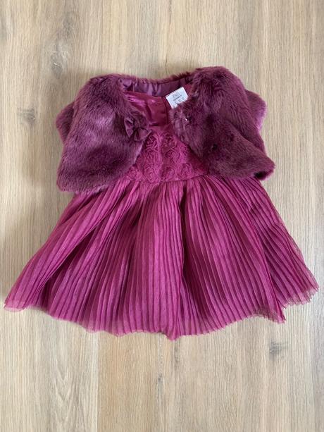 Skladané, tylové šaty s kožušinovým bolerkom, f&f,68