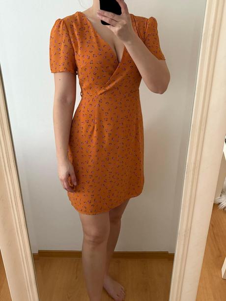 Oranžové šaty s kvietkami, xs