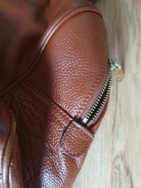 Kabelka tory burch - pošta je v cene, tory burch