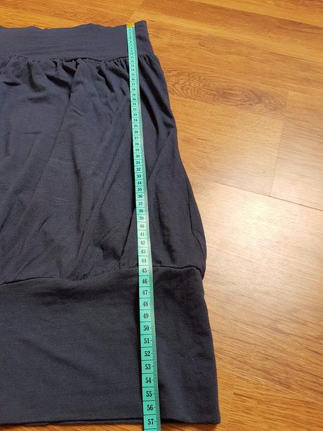 Tmavomodrý top zn.bershka sko, s