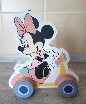 Drevené autíčko minnie, 