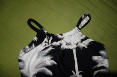 Nove plavky next, next,104