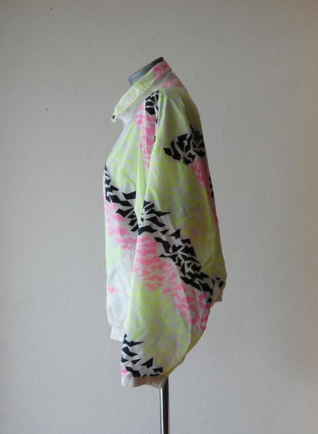 Vintage 80s/90s neon windbreaker, l