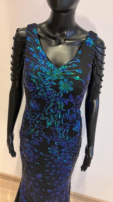 Luxusné trblietavé večerné šaty, m