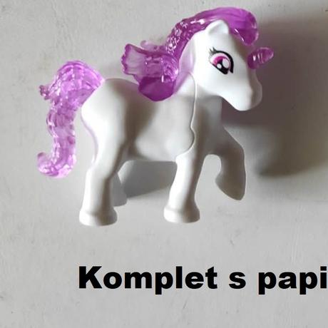 Kinder dino, velka noc, star wars, stranger things,