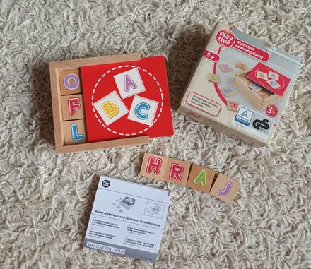 Drevena hra ,abeceda", 45 obojstrannych dielikov,