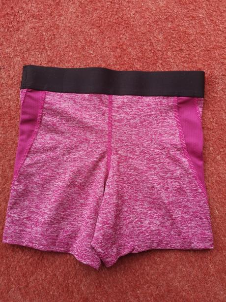 Reebok dámske kraťasy veľkosť xs, reebok,xs