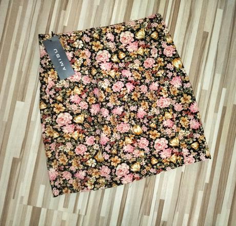 Sukňa, amisu,36 / s