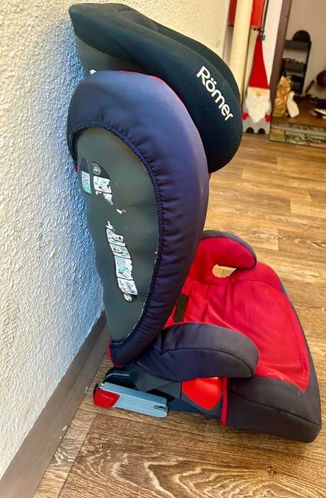 Autosedačka, britax