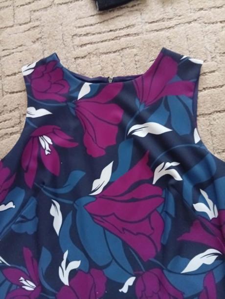 Málo nosené elegantné šaty, marks & spencer,46