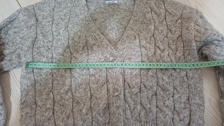 Kardigan reserved, reserved,s