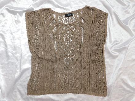 Damsky pekny azurovy pulover, 36