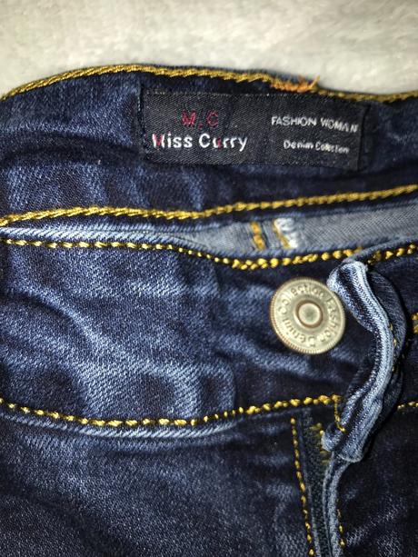 Dámske slim rifle, 26