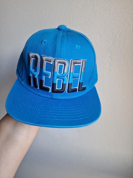 Šiltovka rebel, rebel,104