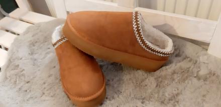 Našuchovacie čižmičky, 42