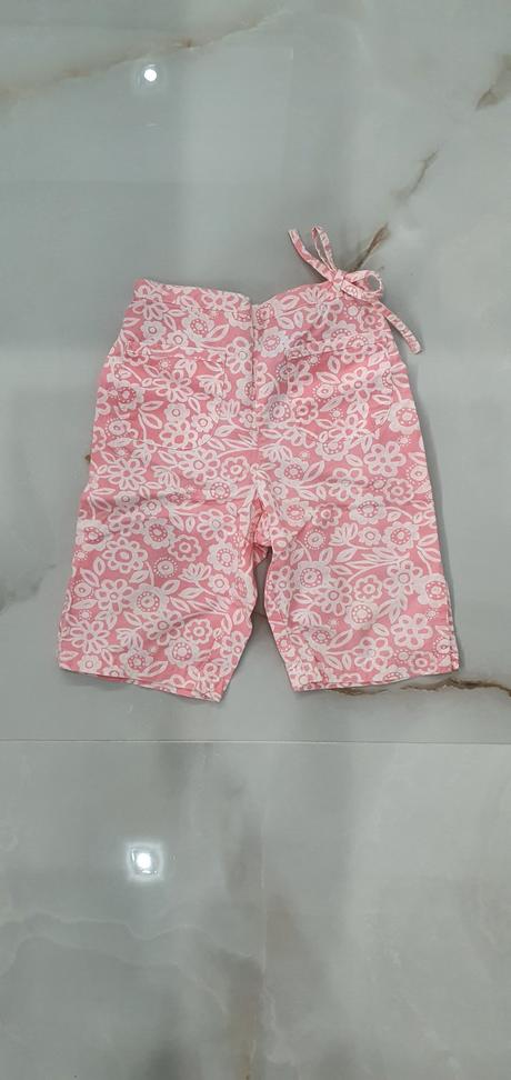 Krásne trištvrťové letné nohavice, oshkosh,80