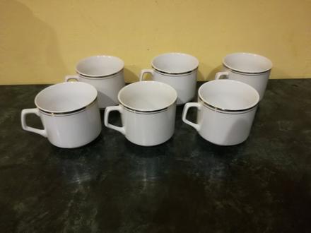 Porcelánové kávové šálky,