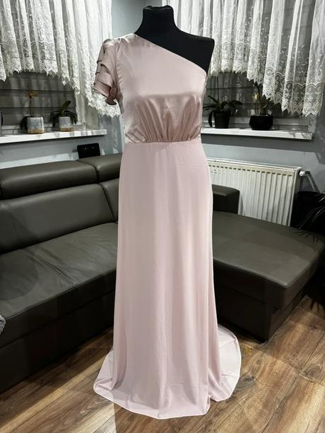 Spoločenské šaty, m