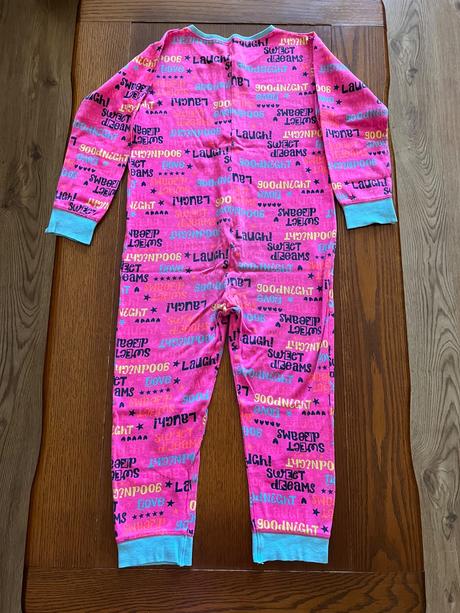 Pyžamkový overal s nápismi 122/128, george,122