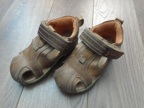 Kožené sandálky, bären-schuhe,22