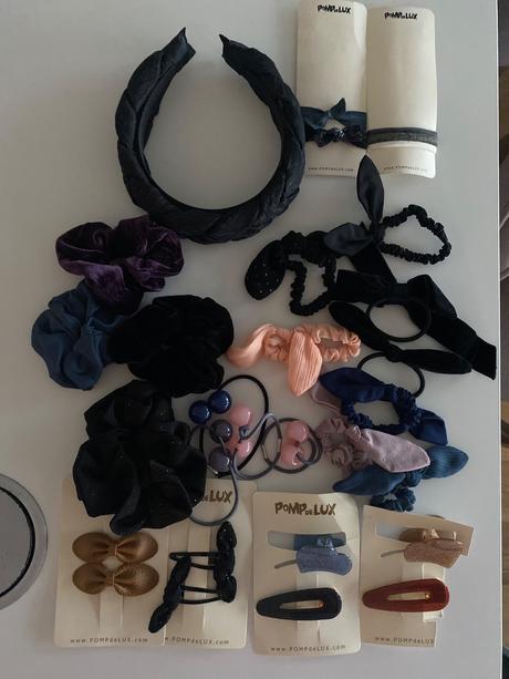 Hairdeco z pompdelux, 