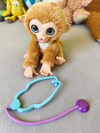 Interaktívna opica s príslušenstvom, 