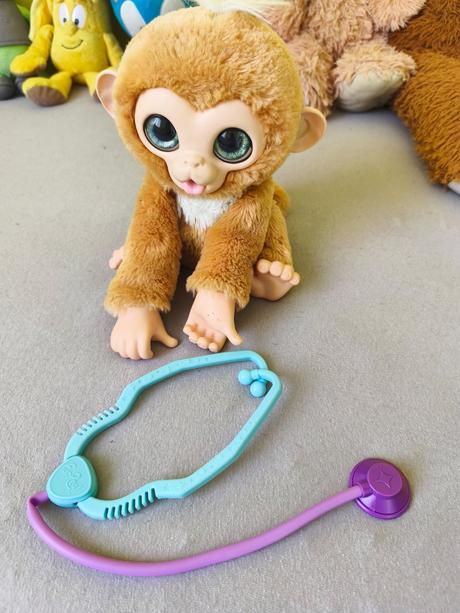 Interaktívna opica s príslušenstvom, 