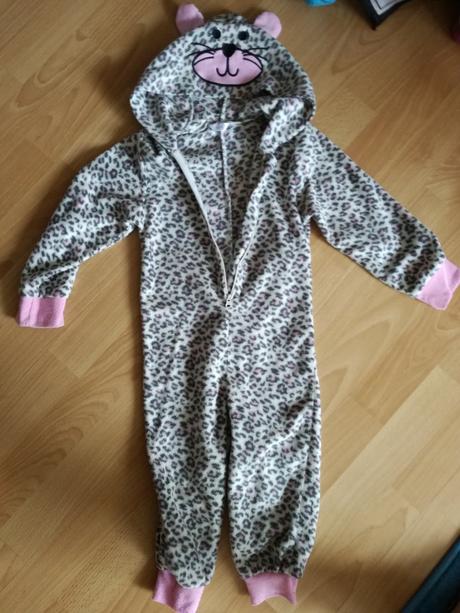 Macickovy overal, 92