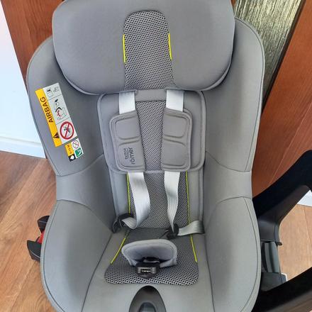 Rotačná autosedačka britax-römer dualfix m, britax