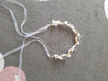 Predám saty velk.140 cm na 1.sv.prijim. a ozdoba, 140