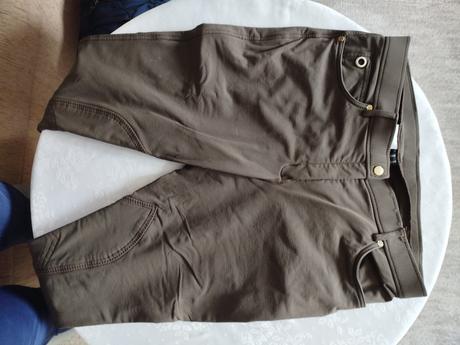 Jazdecke nohavice, 44